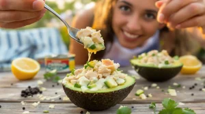 Je mange toujours mes avocats ainsi depuis que j’ai découvert cette recette à 3 ingrédients prête en 5 minutes